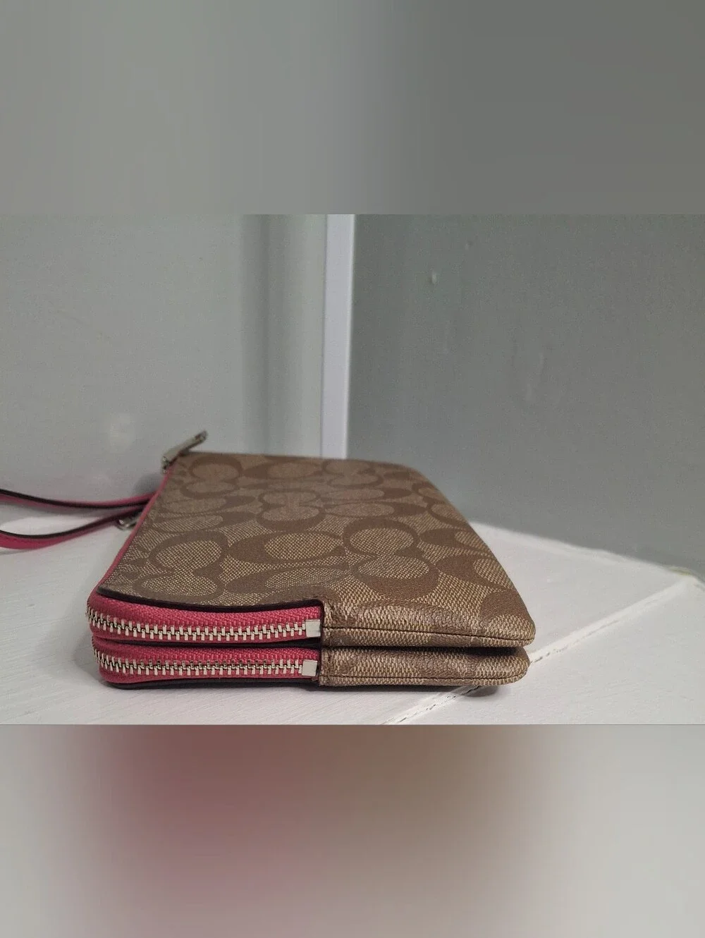Coach Double Zip Wristlet Signature Canvas Khaki Fuchsia  EUC Like New
